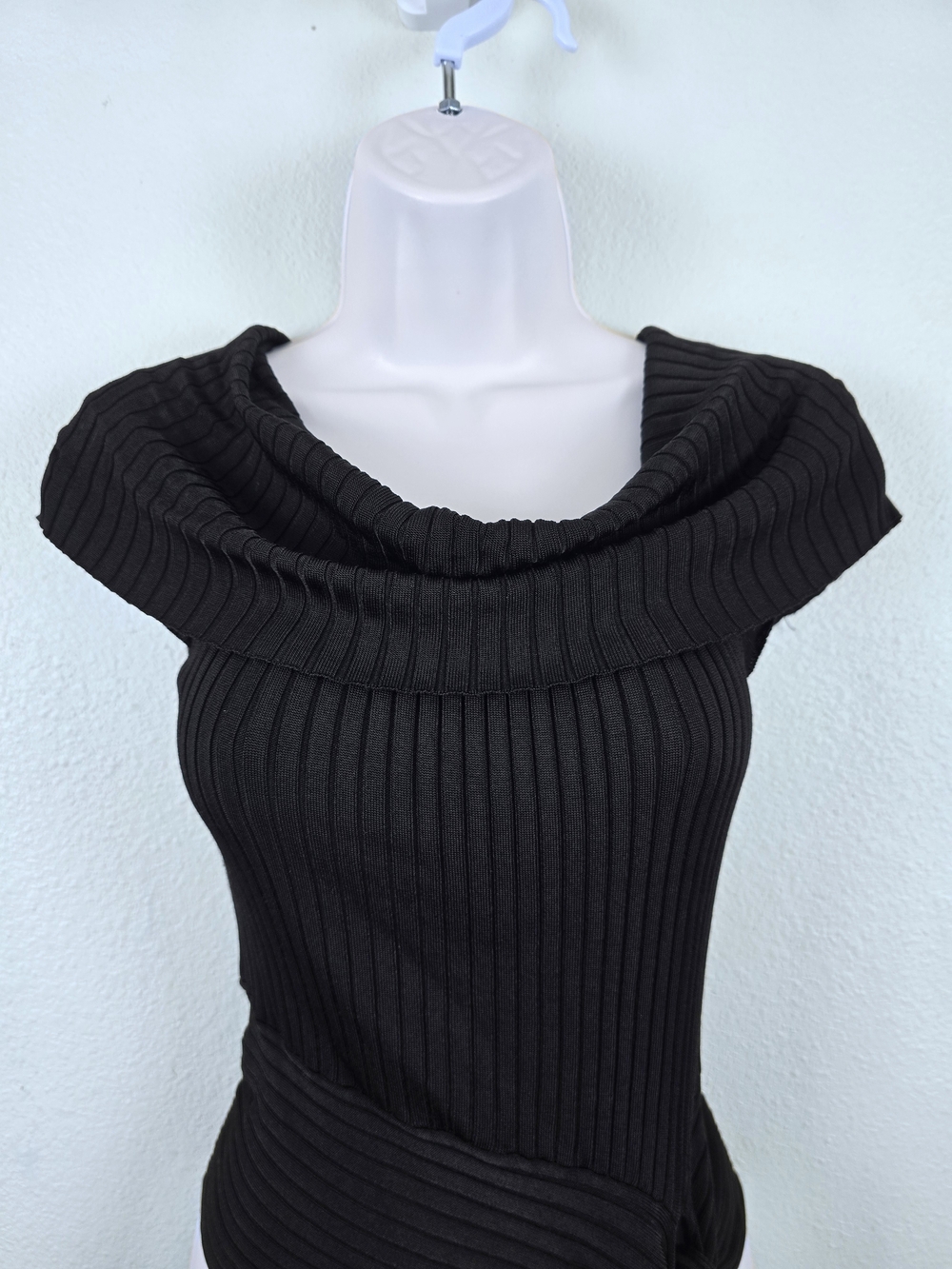 White House Black Market | Black Ribbed Off Shoulder Tie Waist Top Size S - Picture 6 of 12